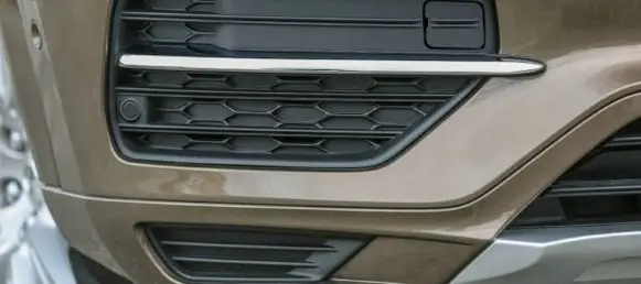 Volvo XC90 Front bumper lower grill 31383045