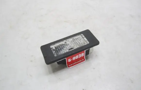 Volkswagen PASSAT B7 Number plate light 5N0943021
