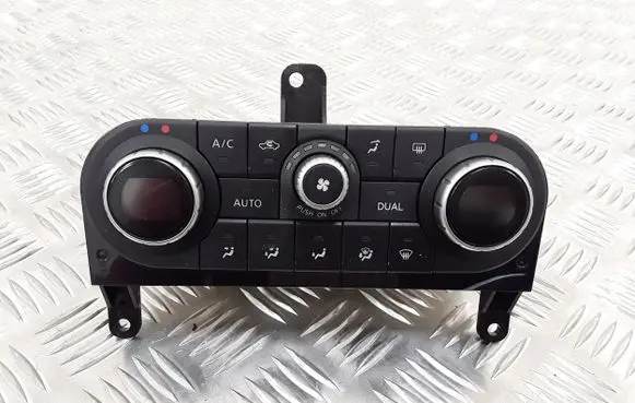 Nissan Qashqai Climate control unit 27500br56d