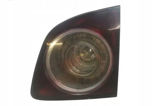 Volkswagen Golf V Rear/tail lights 5M0945094H