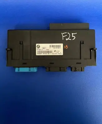 BMW X3 F25 Fuse module 9247386 532538200