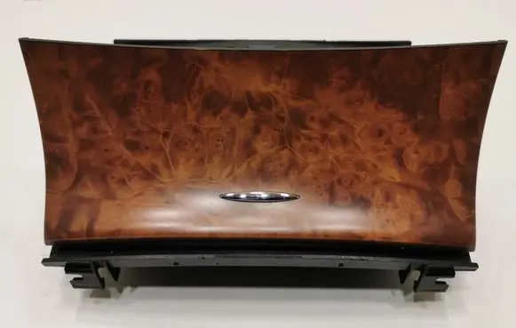 Mercedes-Benz CLS C219 Car ashtray