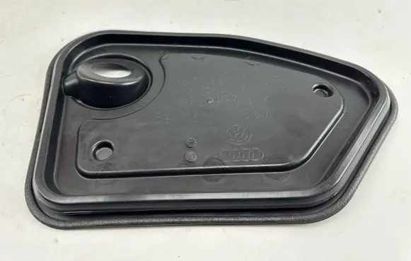 Audi Q2 - Other front door trim element 8V4837915B