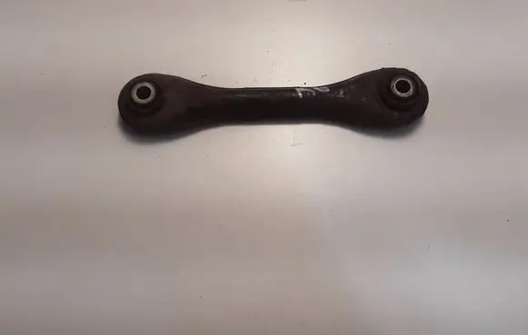 Rear control arm