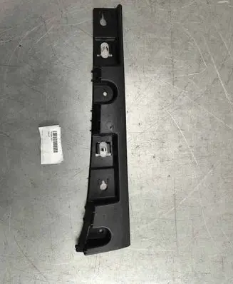 Renault Zoe Other body part 764A81357R
