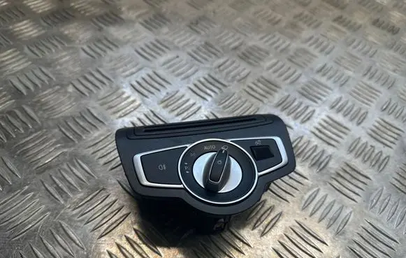 Mercedes-Benz GLC C253 Light switch A2050051810 10132806