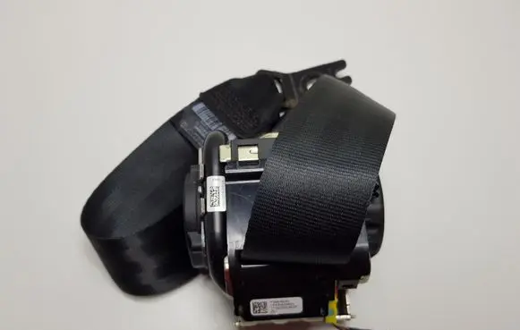 Volvo S90, V90 Rear seatbelt 39836042