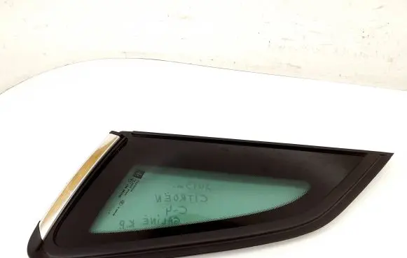 Citroen C4 I Rear side window