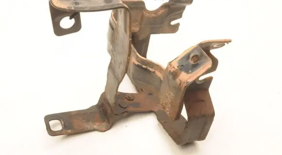 Volvo XC60 Power steering pump mounting bracket 31280634