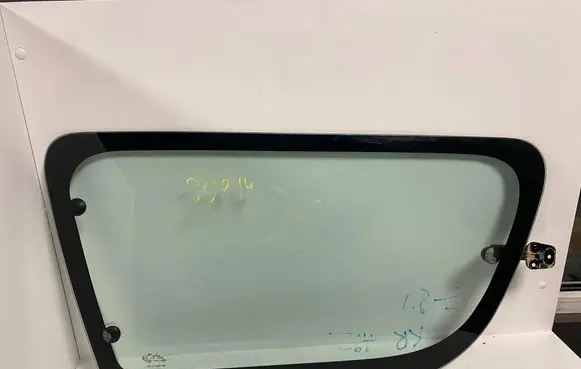 Dacia Logan I Rear side window 43R00098 TS917 DOT511M401AS2