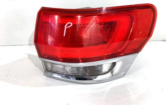 Jeep Grand Cherokee Rear/tail lights P68110000AC