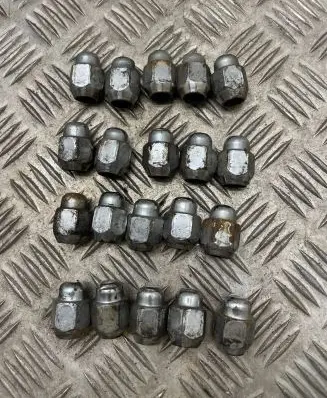 Hyundai Tucson JM Nuts/bolts 