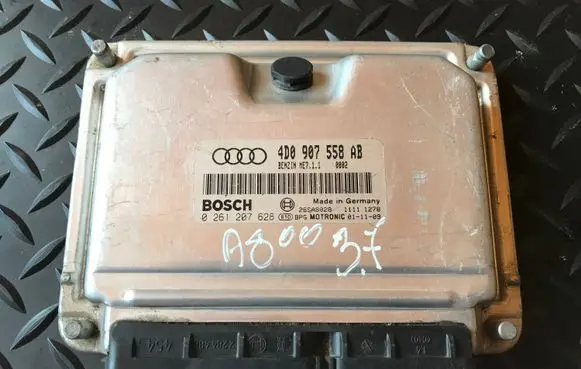 Audi A8 S8 D2 4D Engine control unit/module 4D0907558AB 0261207628 26SA8028