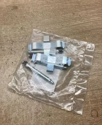 Mercedes-Benz 500 SL Rear brake pad spring 1046Q MBBRAKEPADFITTING