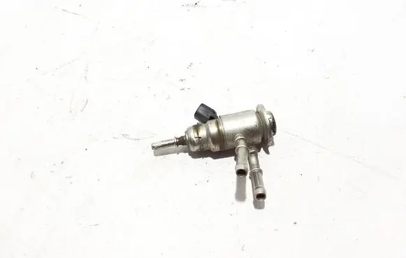 Peugeot 308 AdBlue injector 9842811780