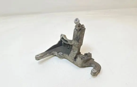 Ford C-MAX II Engine mounting bracket AM6Q9B470BB