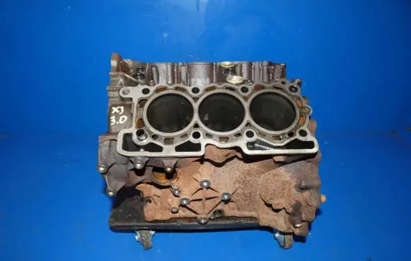 Jaguar XJ X351 Engine block 306DT