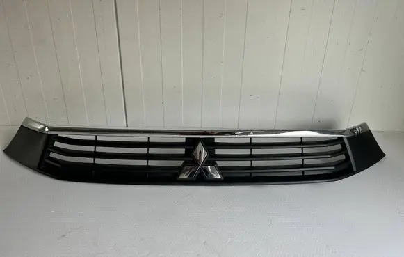 Mitsubishi ASX Front bumper upper radiator grill 