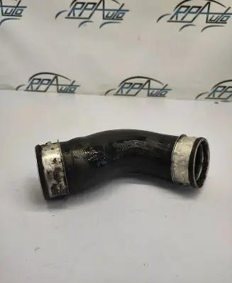 Volkswagen Jetta V Intercooler hose/pipe 1K0145838D