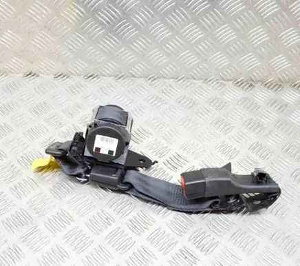 Middle seatbelt (rear)