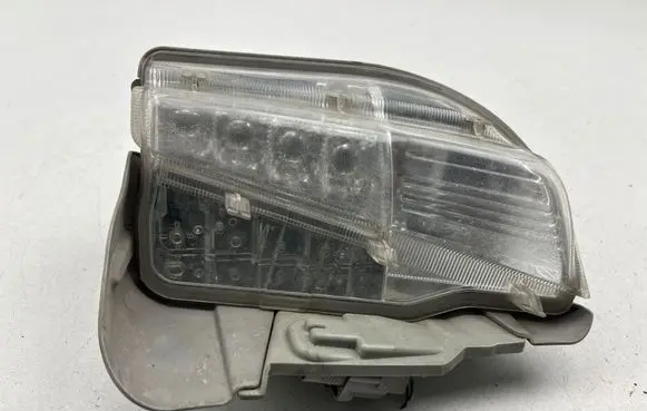 Toyota Prius+ (ZVW40) Front fog light 