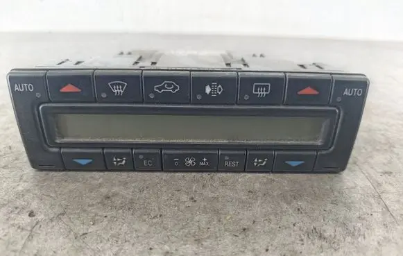 Mercedes-Benz E W210 Climate control/heater control trim 2108303285