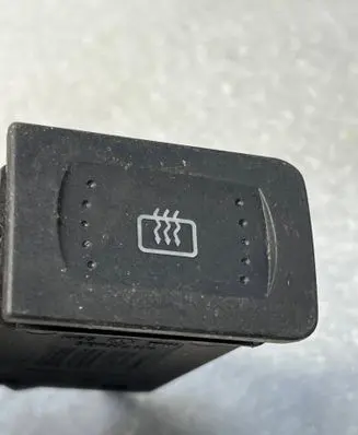 Volkswagen Golf IV Hazard light switch 1j0953235j
