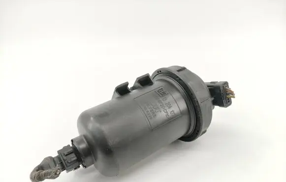 Opel Zafira B Fuel filter housing 13204107