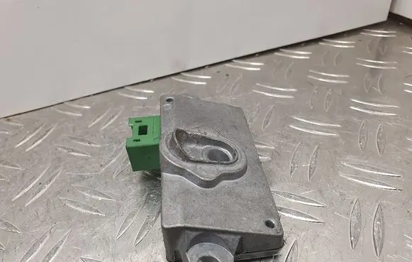 BMW 7 E65 E66 Airbag control unit/module 6920477 5WK43011