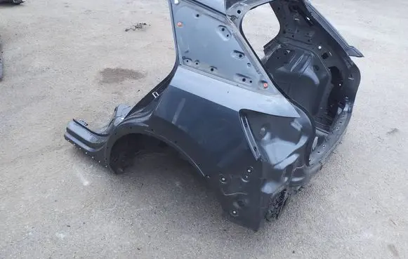 Audi Q2 - Rear bodywork 