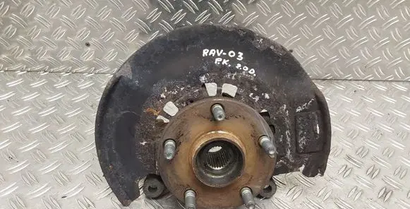 Toyota RAV 4 (XA20) Front wheel hub