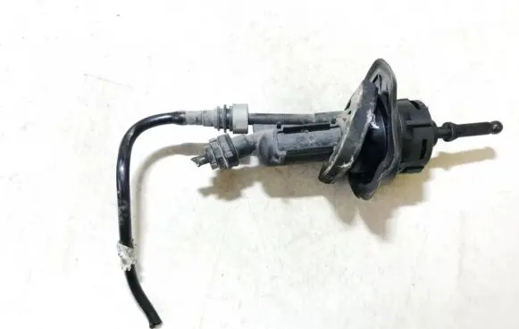 Clutch master cylinder