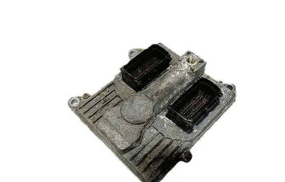 Opel Vectra C Engine control unit/module 55558138
