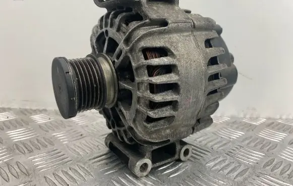 Mercedes-Benz C W204 Generator/alternator A0009063000 FG15T036 2608896B