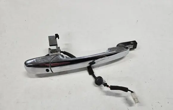 Mazda CX-7 Front door exterior handle Q8332 HJ28880