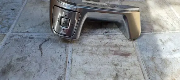 Multifunctional control switch/knob