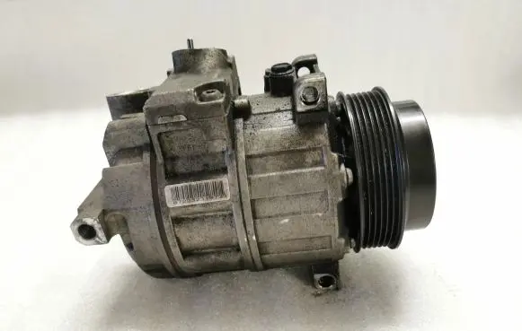 Mercedes-Benz C W204 Air conditioning (A/C) compressor (pump) A0022305011