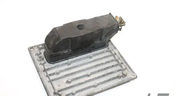 Ford Fiesta Engine control unit/module 6S6112A650FF