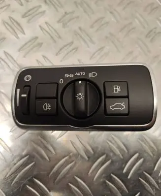 Volvo V60 Light switch 30739448 10096701 0718A