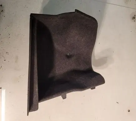 Trunk/boot lower side trim panel