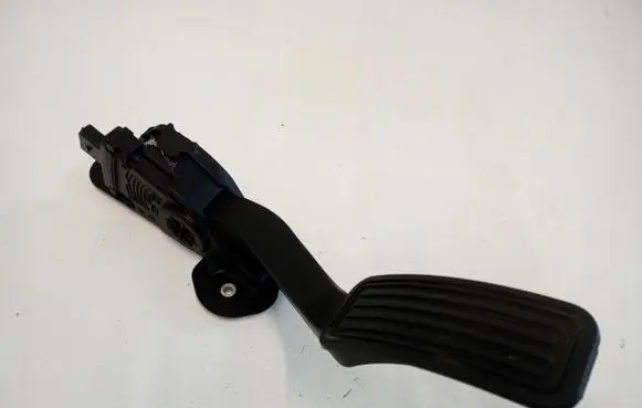 Tesla Model S Accelerator throttle pedal BE5C9F836-AA