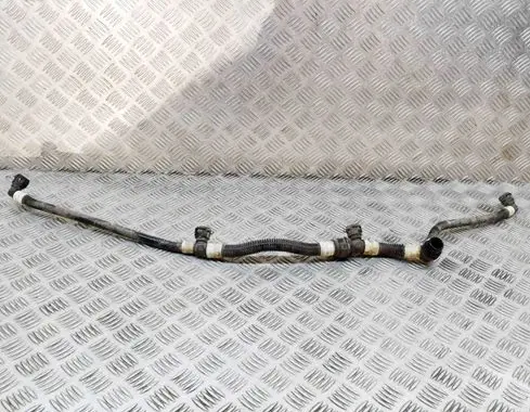 Tesla Model 3 Engine coolant pipe/hose 107757700E
