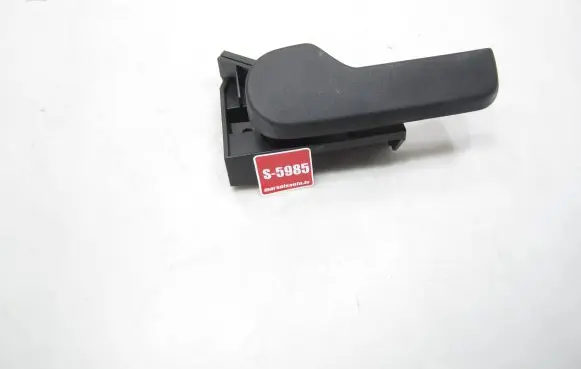 Volkswagen PASSAT B7 Engine bonnet (hood) release handle 1K1823633