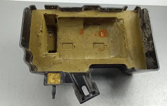 Mercedes-Benz SL R231 Battery box tray 