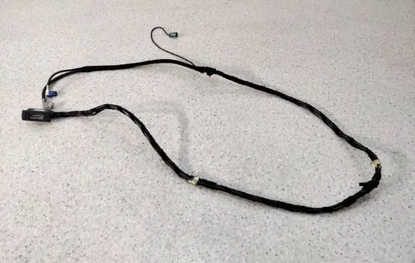 Mercedes-Benz E A207 Wiring harness A2048205015