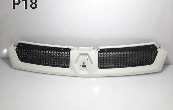 Renault Master II Front grill 8200233765