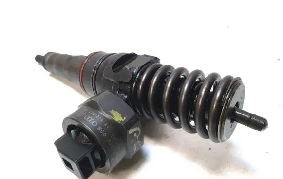 Volkswagen Sharan Fuel injector 038130073AC