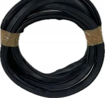 Chevrolet Traverse II Rubber seal front door (on door) SKWJH2I3