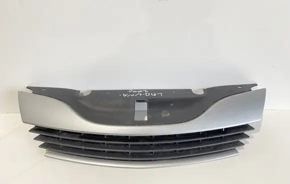 Renault Laguna II Front bumper upper radiator grill 8200012581