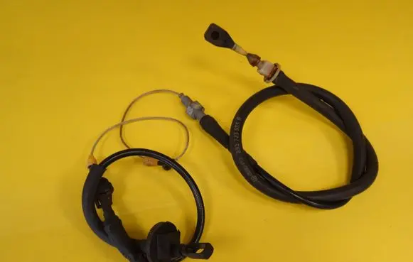 Audi 80 90 B3 Throttle cable 893723555R